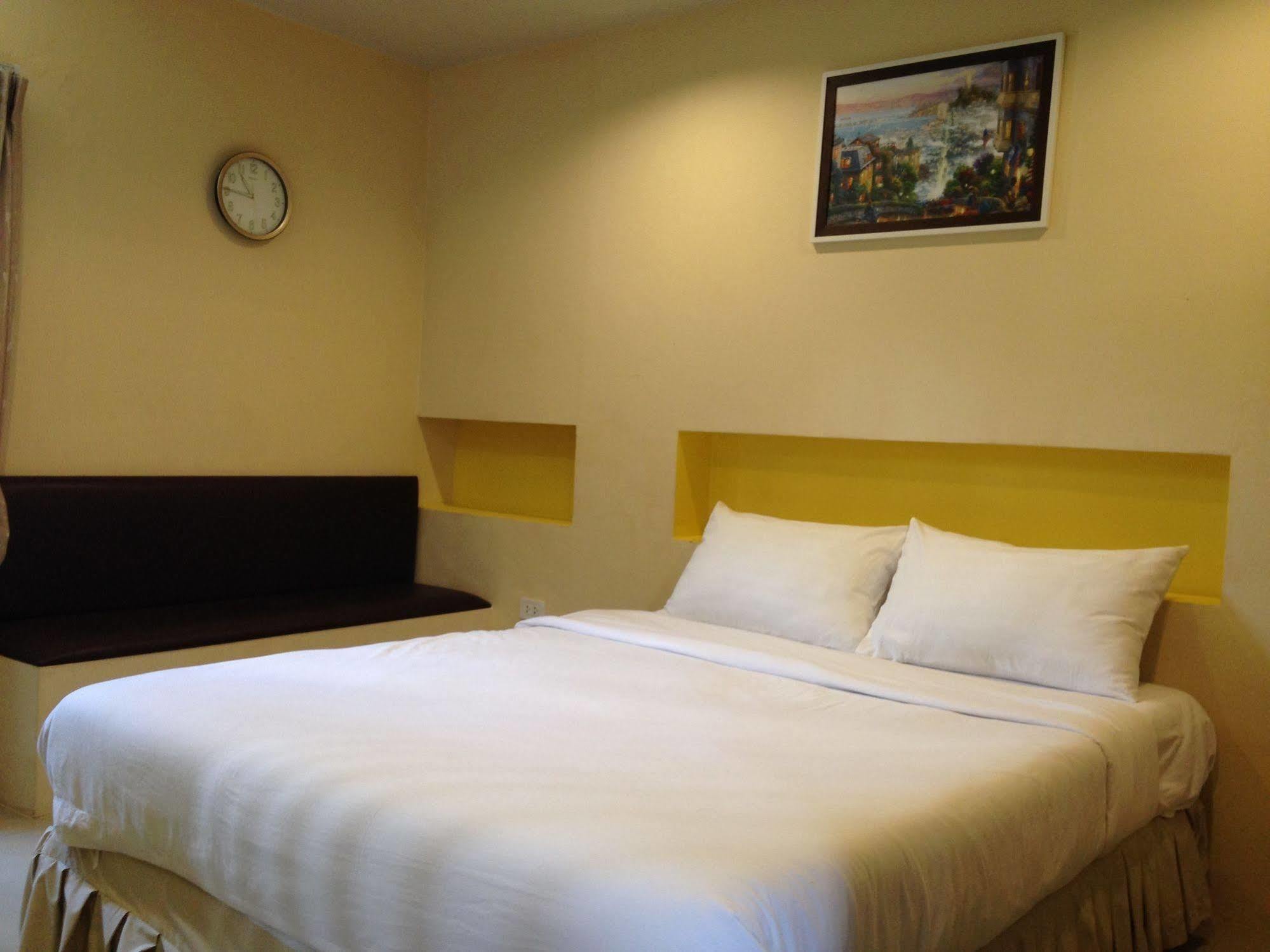 C2 Residence Lampang Zewnętrze zdjęcie